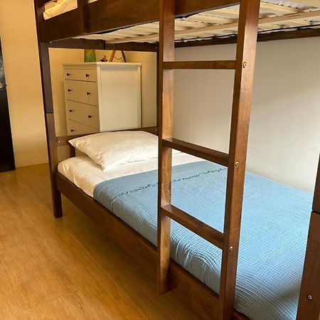 Mactan Cebu Guesthouse - Ideal For Family Or Friends - 3Km From Airport Lapu-Lapu City Bagian luar foto