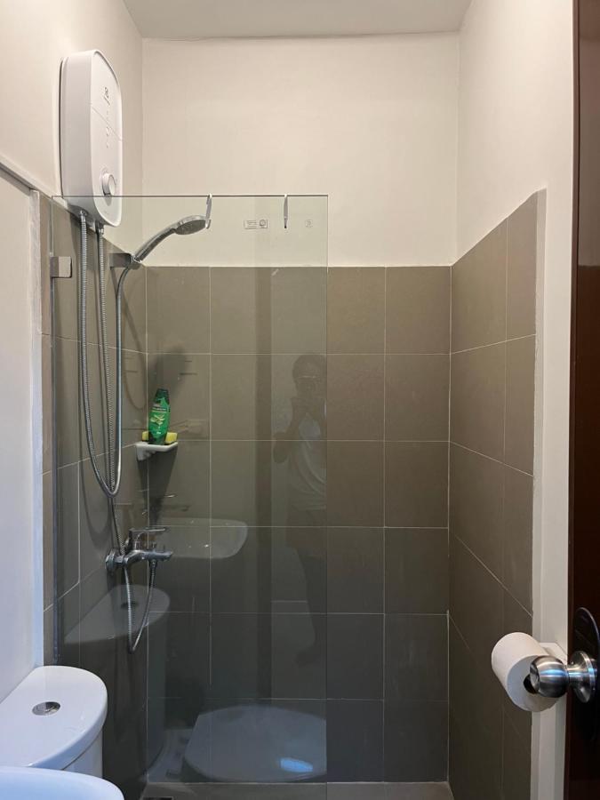 Mactan Cebu Guesthouse - Ideal For Family Or Friends - 3Km From Airport Lapu-Lapu City Bagian luar foto