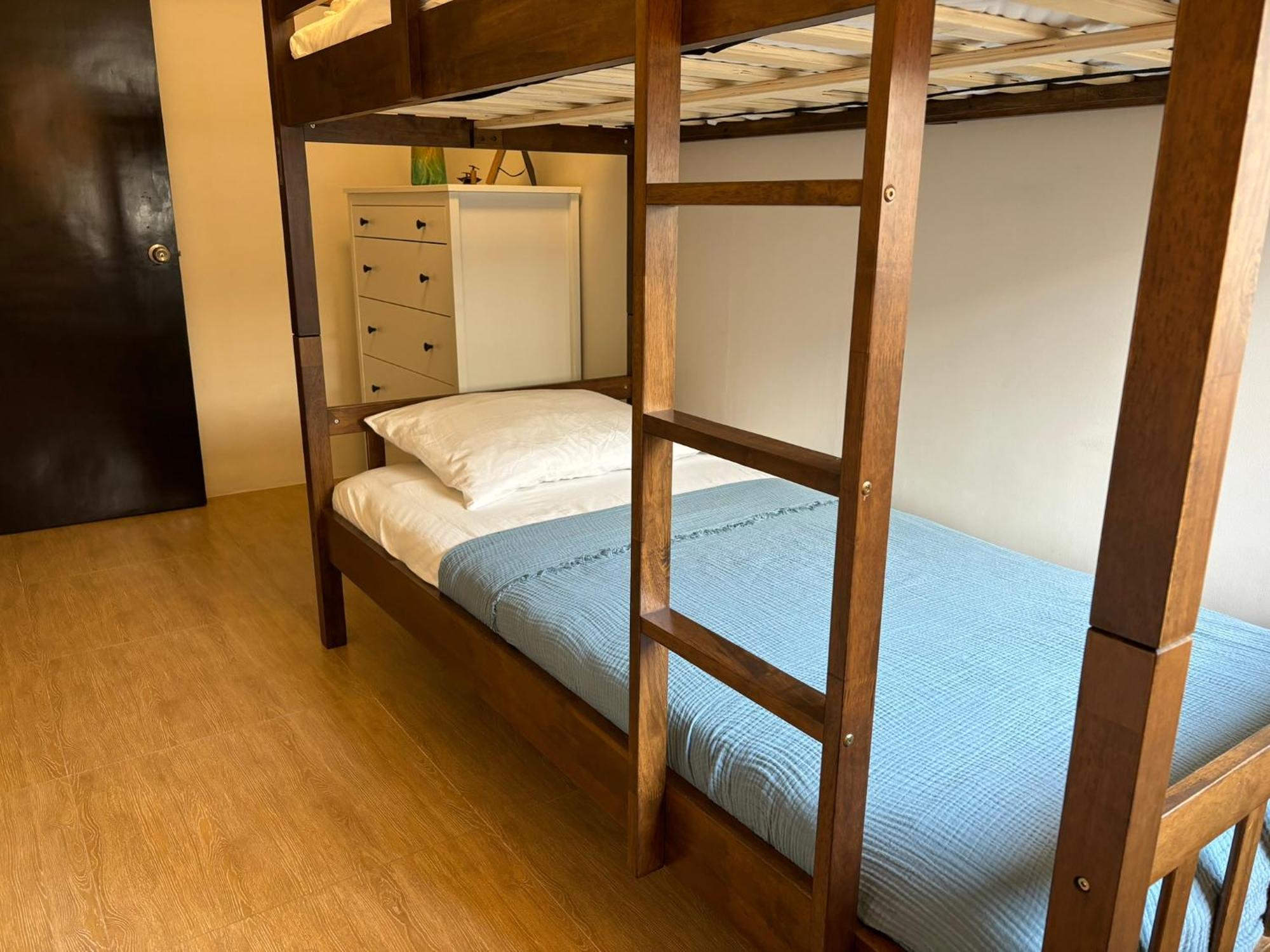 Mactan Cebu Guesthouse - Ideal For Family Or Friends - 3Km From Airport Lapu-Lapu City Bagian luar foto